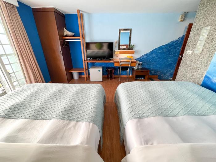 tz shin resort hostel