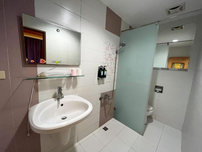 tz shin resort hostel