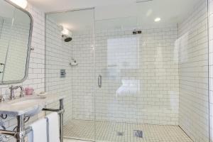 clinton hotel south beach