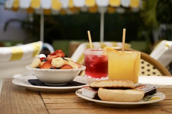 clinton hotel south beach