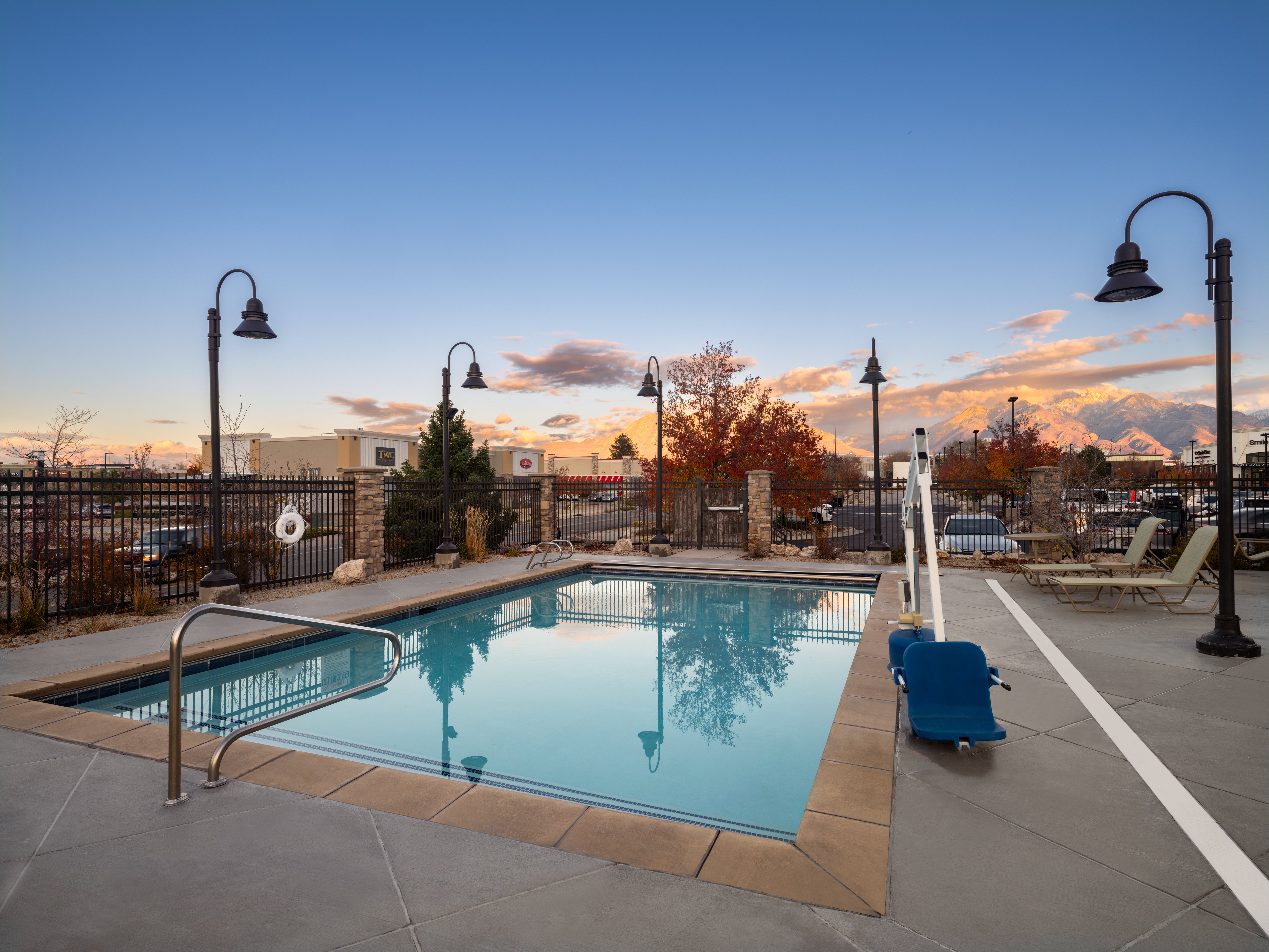 staybridge suites midvale by ihg