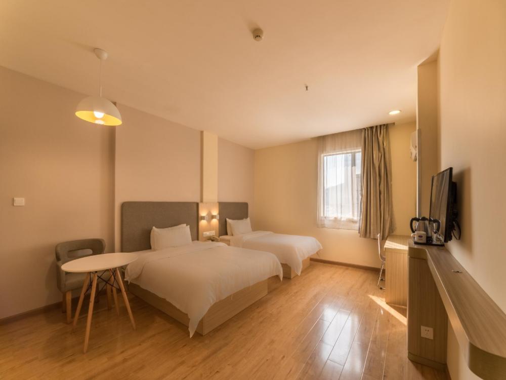 hanting inn wuhan university