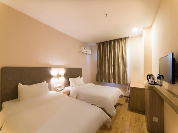 hanting inn wuhan university
