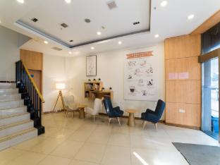 hanting inn wuhan university