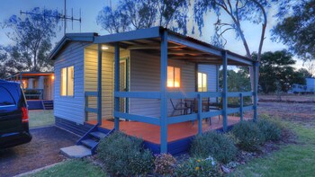 cobar caravan park