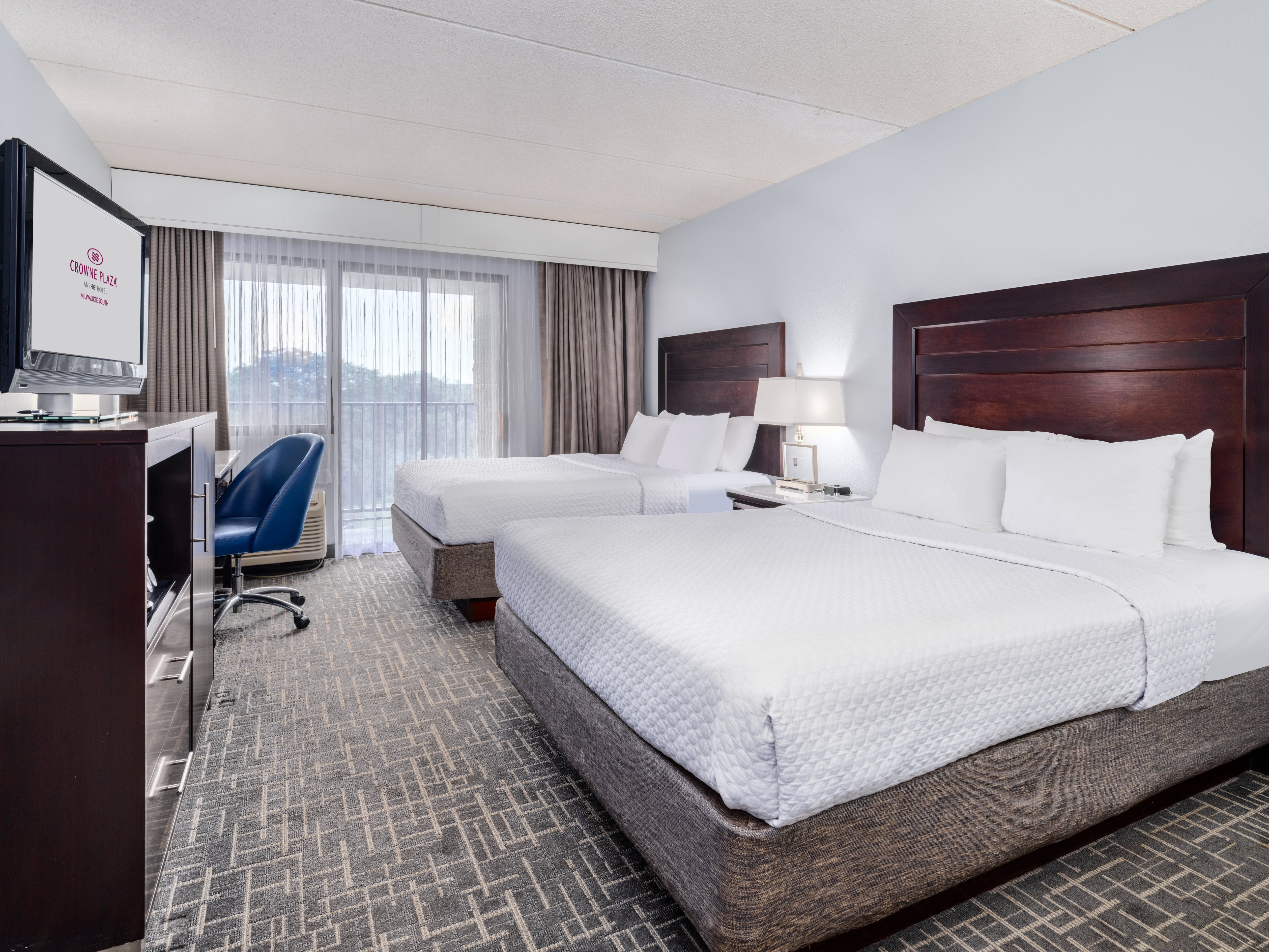 crowne plaza milwaukee south by ihg