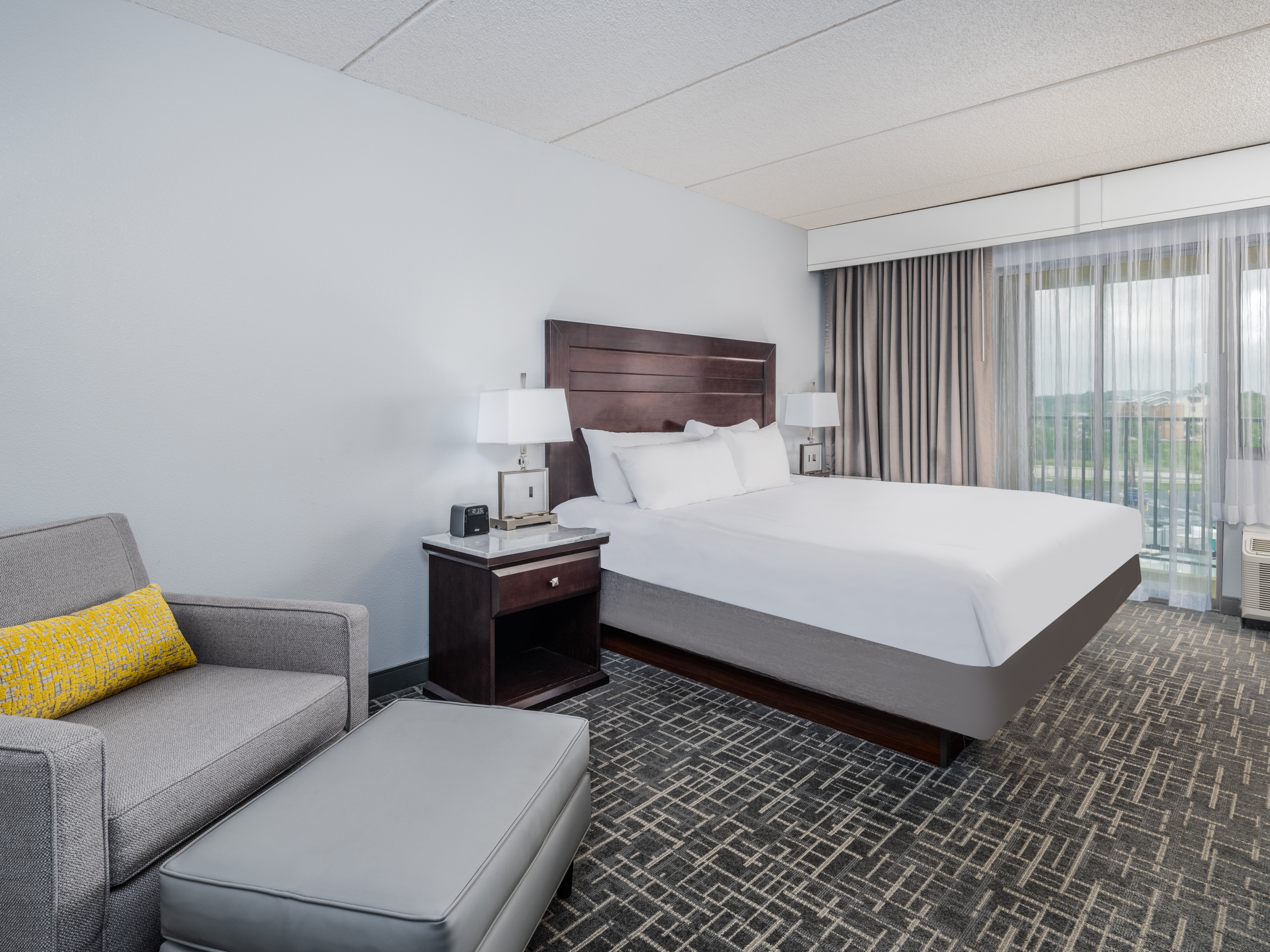 crowne plaza milwaukee south by ihg
