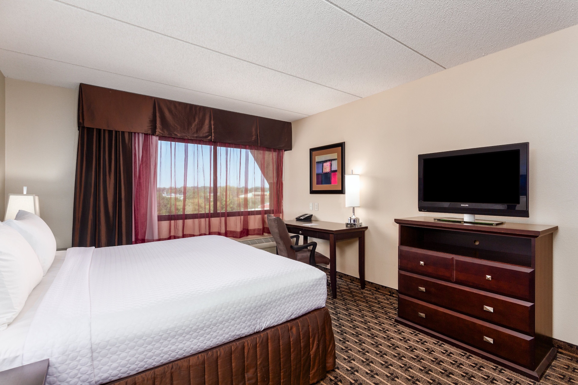 crowne plaza milwaukee south by ihg