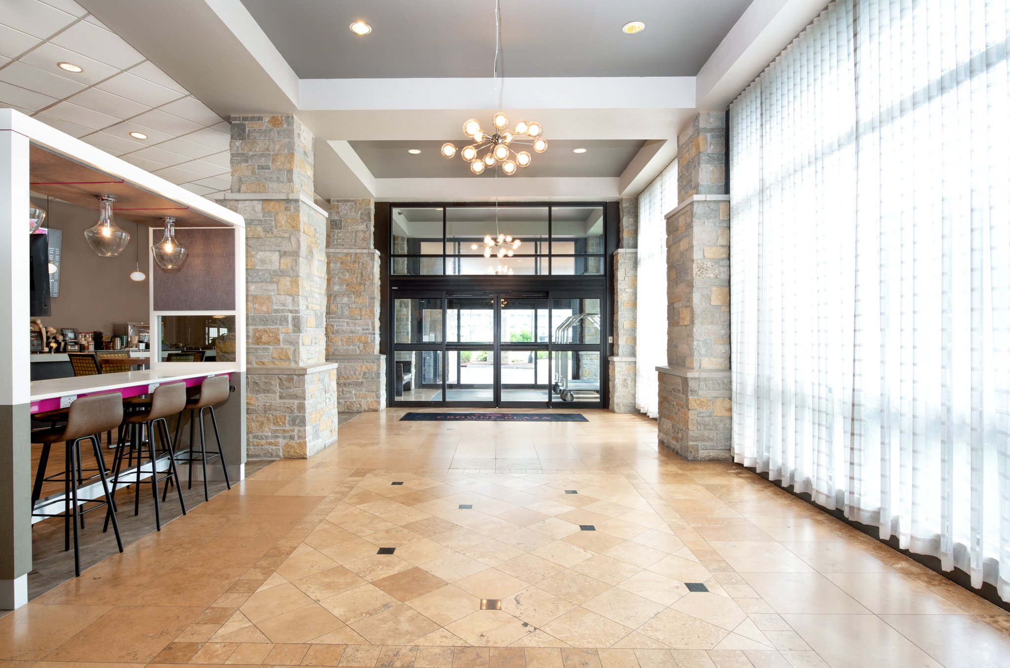 crowne plaza milwaukee south by ihg