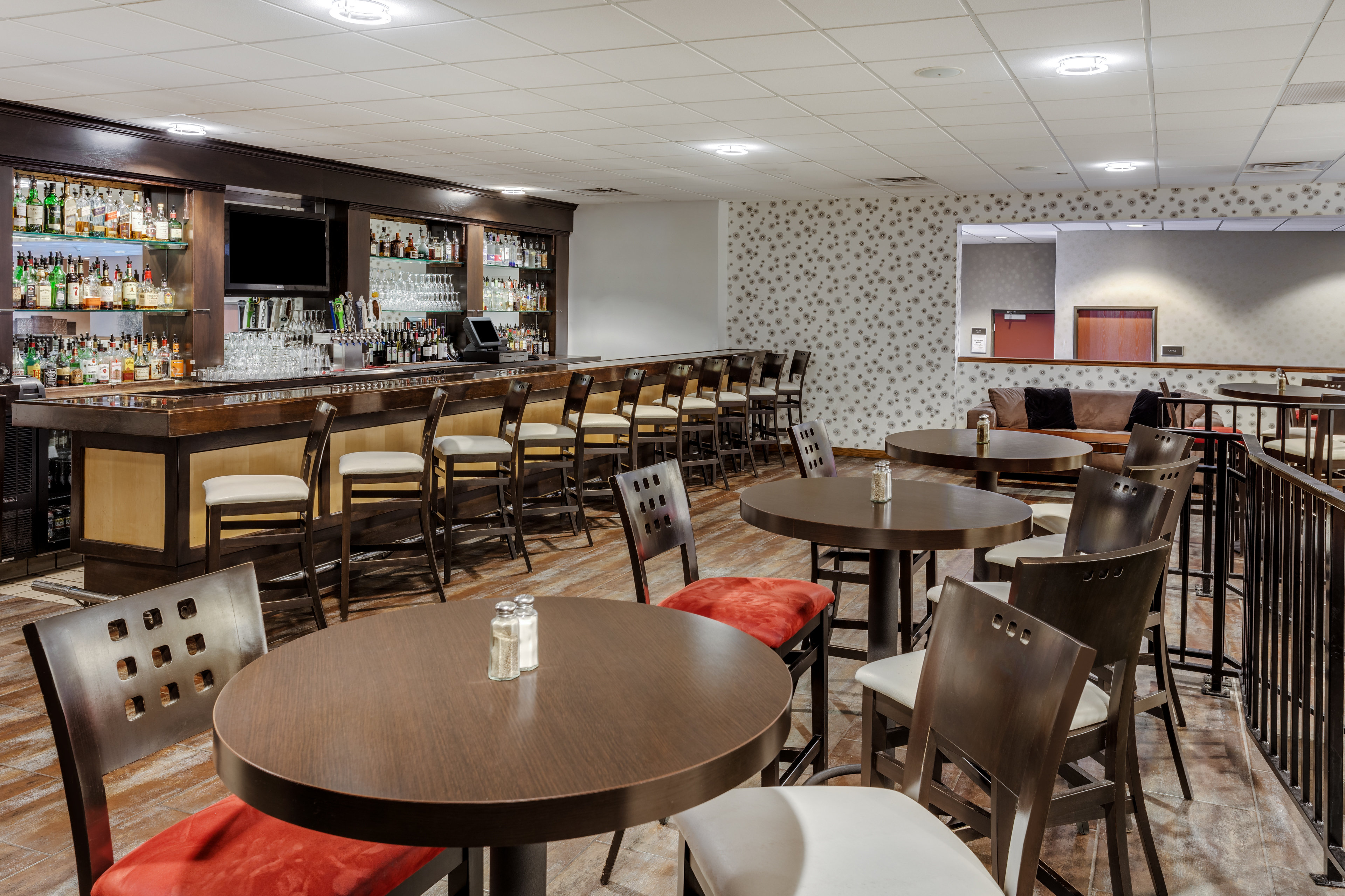 crowne plaza milwaukee south by ihg