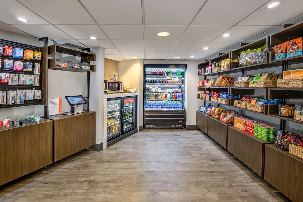 crowne plaza milwaukee south by ihg