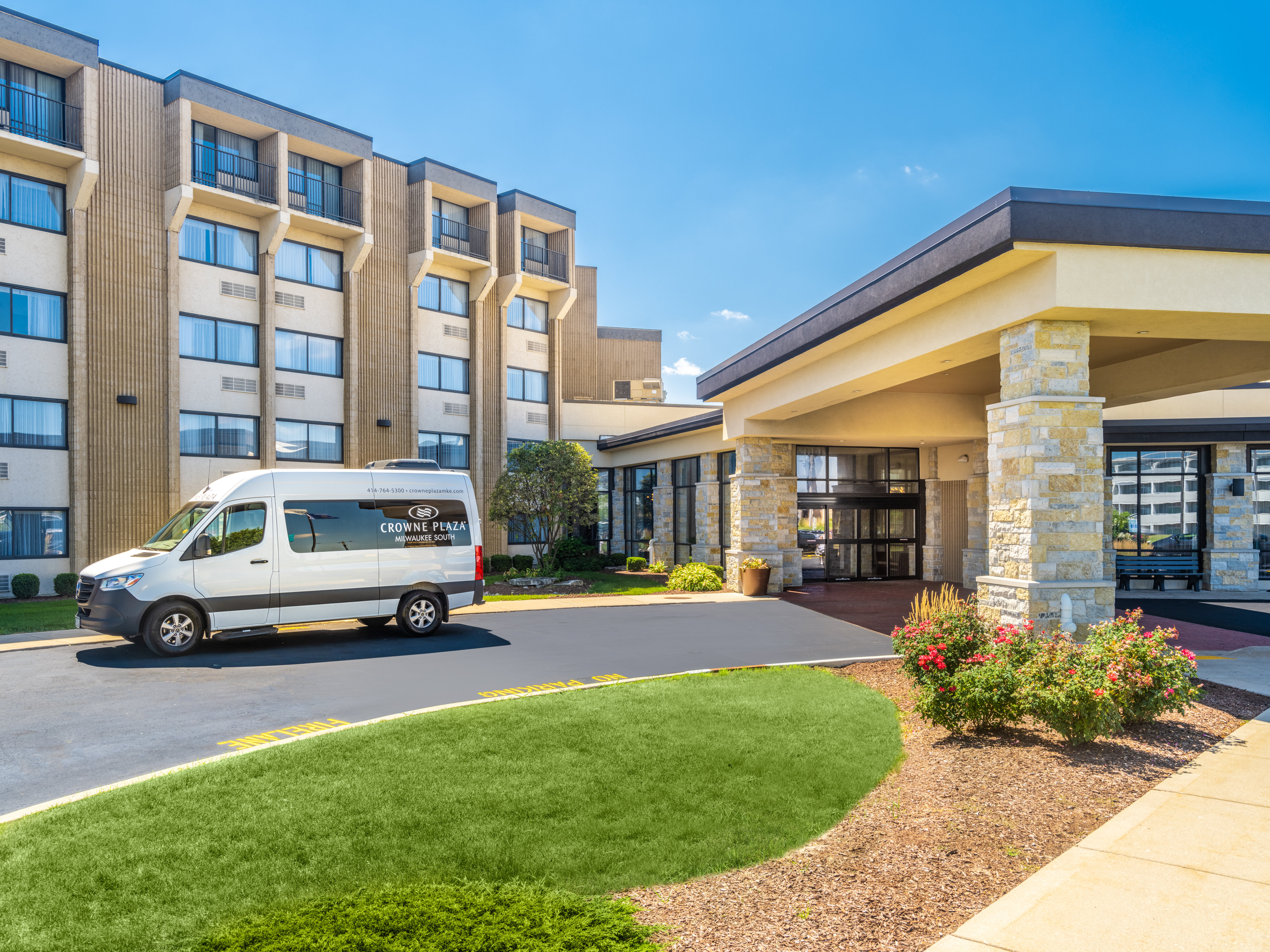 crowne plaza milwaukee south by ihg