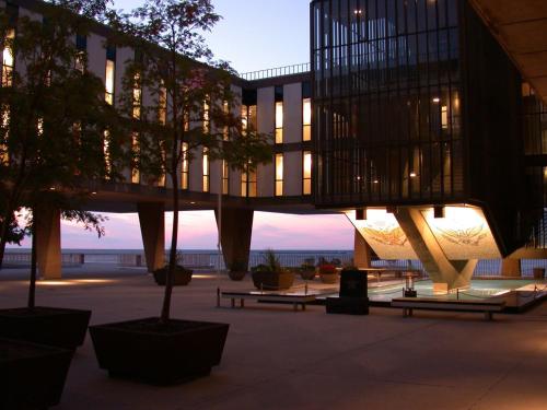 crowne plaza milwaukee south by ihg