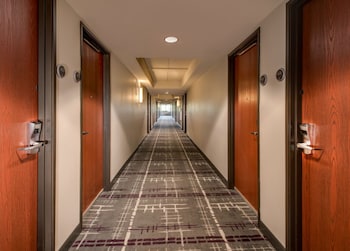 Crowne Plaza Milwaukee South By Ihg,Milwaukee County>>Milwaukee,4 star