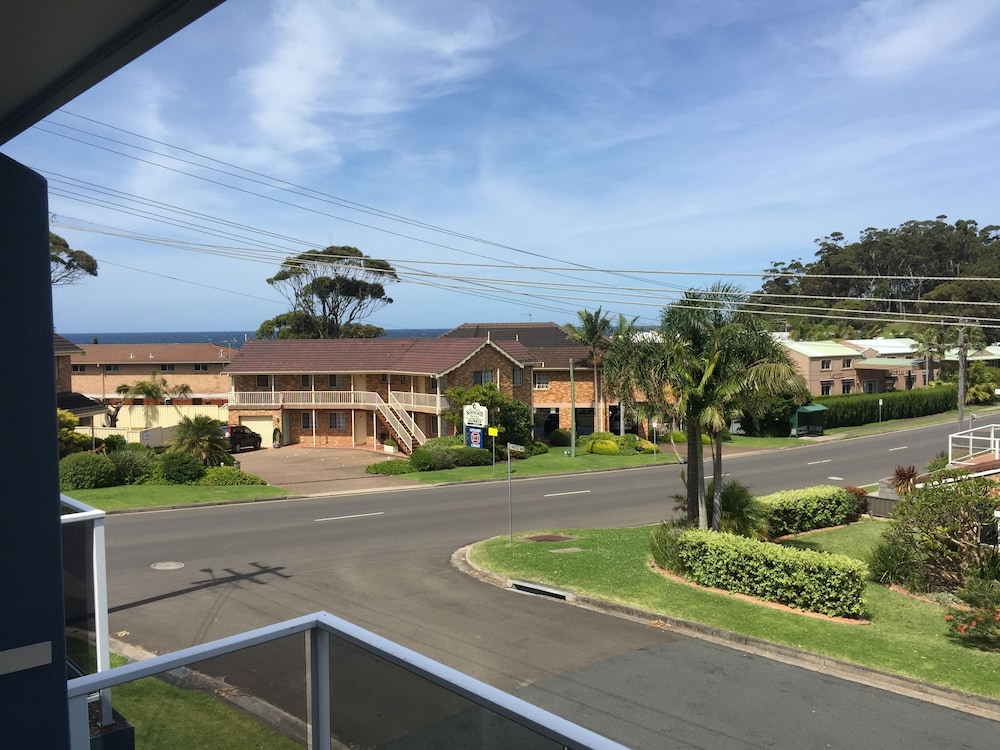 mollymook
