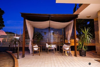 tonello business hotel
