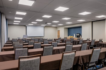 fairfield by marriott inn and suites missoula airport