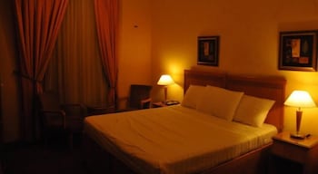 al ansar new palace hotel