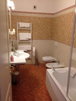 hotel barolo