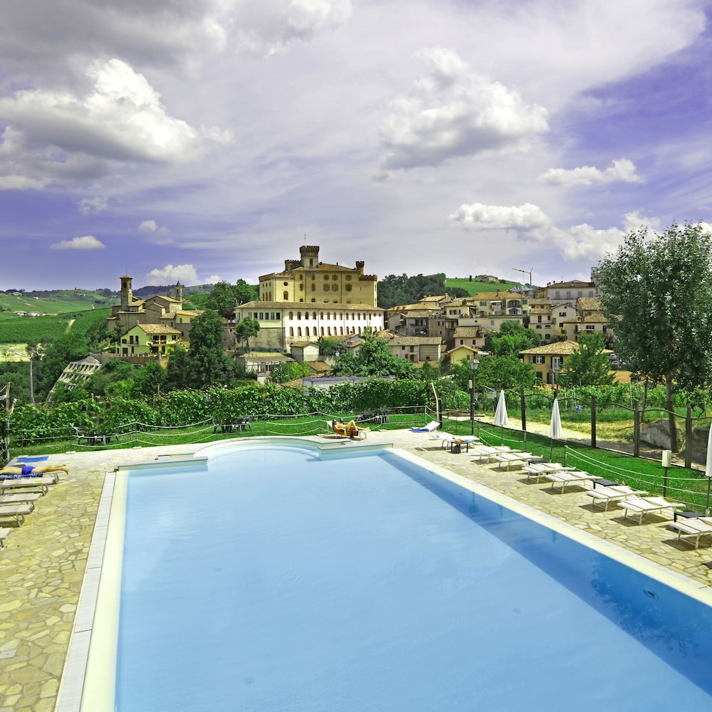 hotel barolo