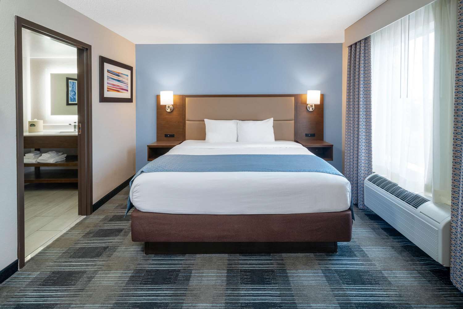 holiday inn express mobile i 65 by ihg