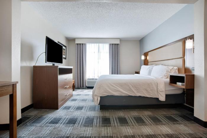 holiday inn express mobile i 65 by ihg