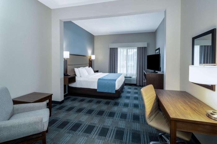 holiday inn express mobile i 65 by ihg