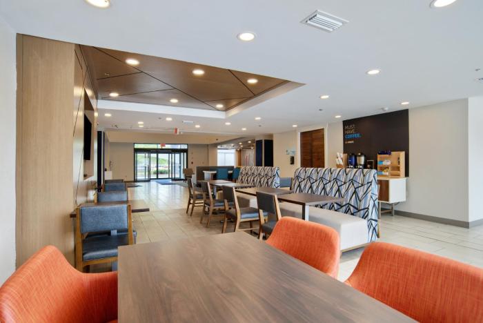 holiday inn express mobile i 65 by ihg