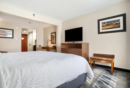 holiday inn express mobile i 65 by ihg