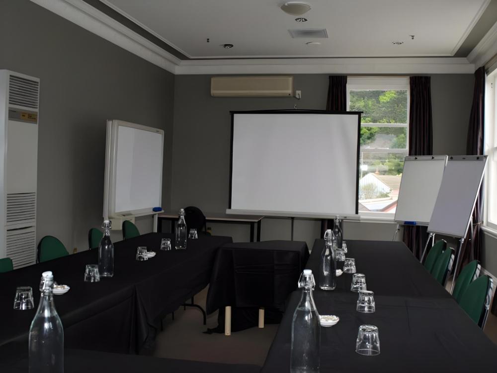 settlers motor lodge