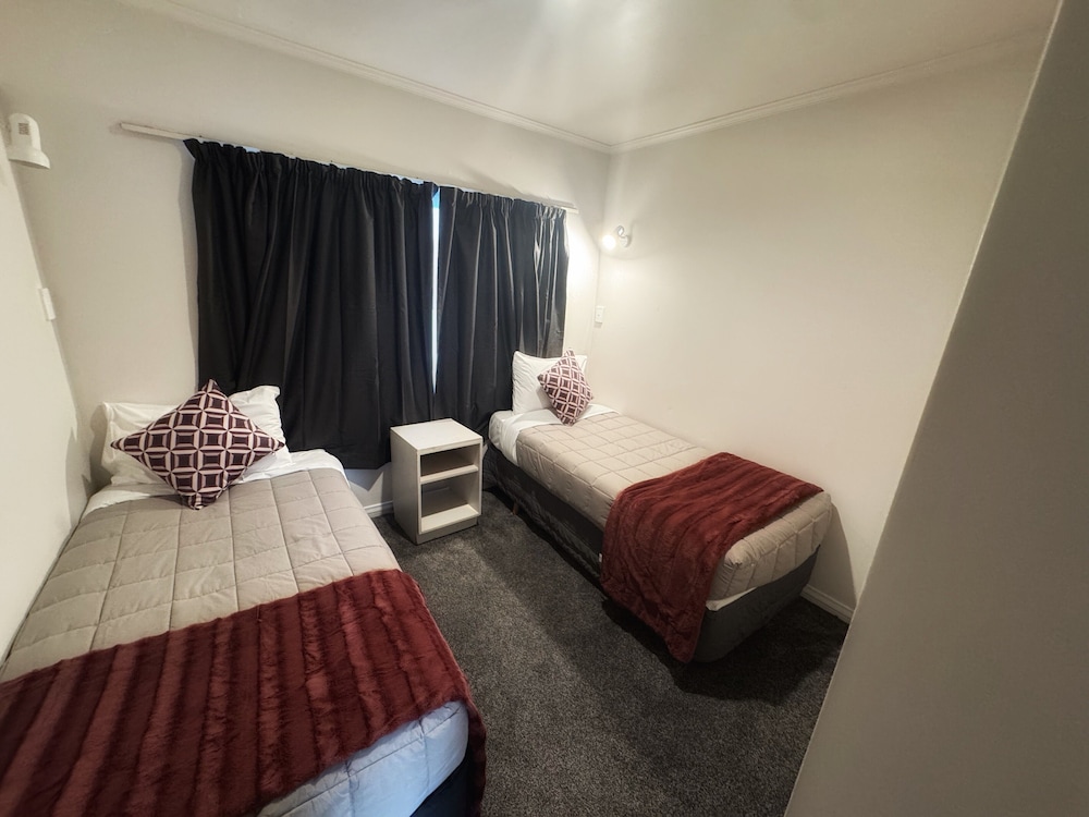 settlers motor lodge