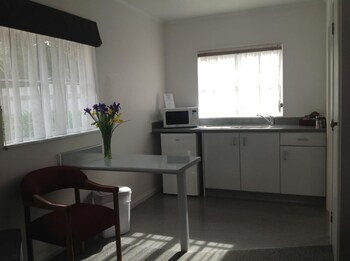 settlers motor lodge