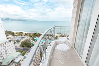 paris nha trang hotel and apartment