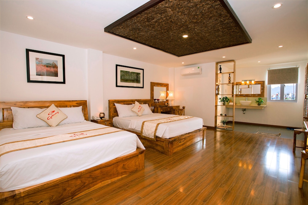 rex hotel and apartment