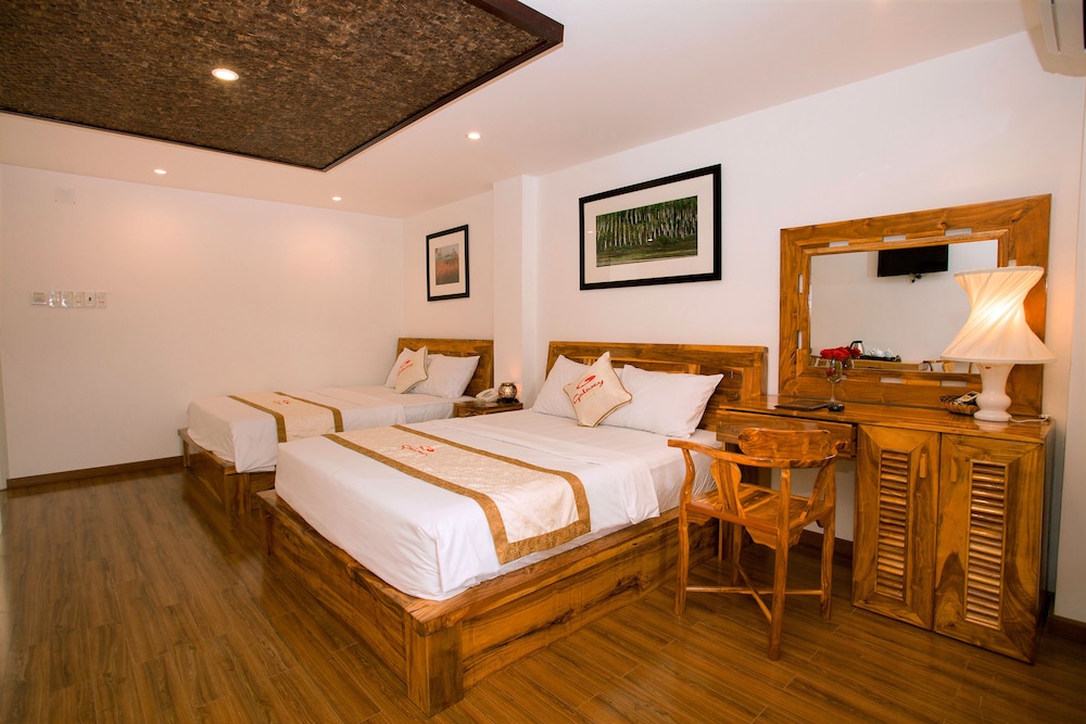 rex hotel and apartment