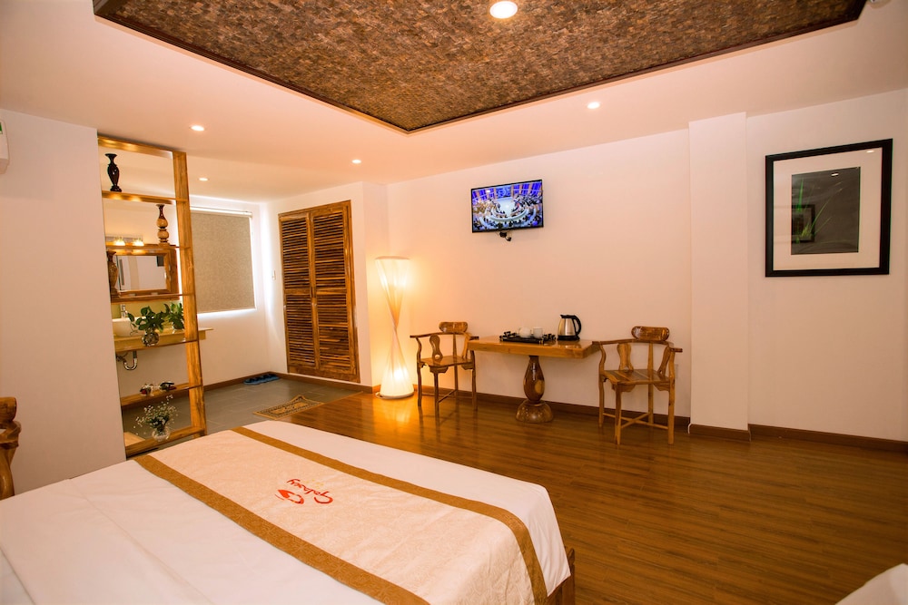 rex hotel and apartment