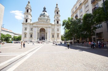 The Magazine Hotel,Danube River>>Budapest,3 star