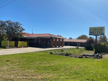 glen innes lodge motel