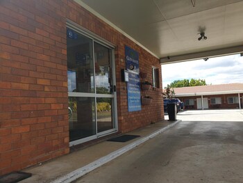 glen innes lodge motel