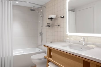 delta hotels by marriott mont sainte anne resort and convention center