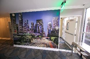 metropolitan inn and suites