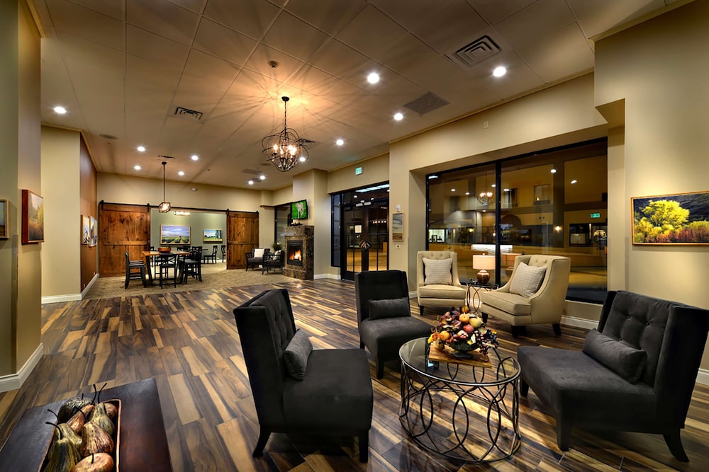hotel maison yakima tapestry collection by hilton