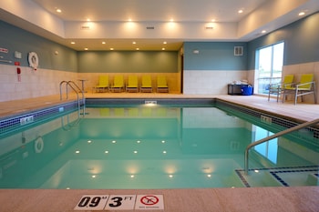 Holiday Inn Express And Suites Omaha Millard Area,Douglas>>Chalco,3 star
