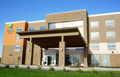 holiday inn express and suites omaha millard area