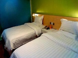 7 days inn emei mountain haochi street