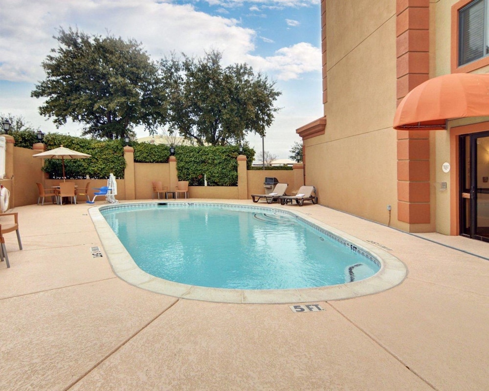 comfort inn grapevine near dfw airport