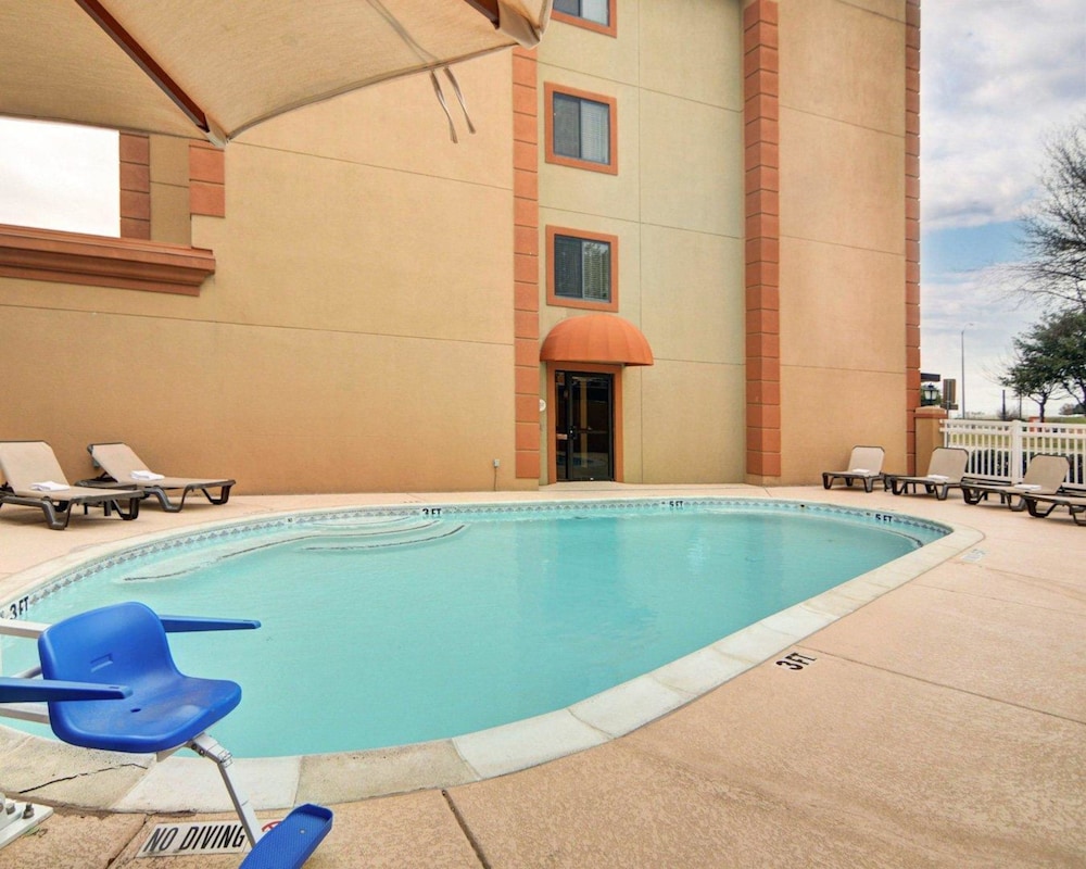 comfort inn grapevine near dfw airport