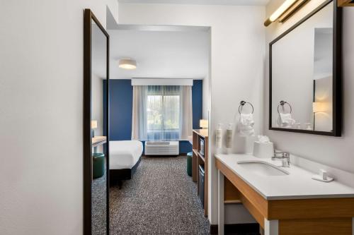 comfort inn grapevine near dfw airport