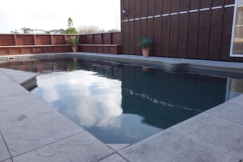 Parakai Springs Lodge,Helensville>>Auckland,4 star
