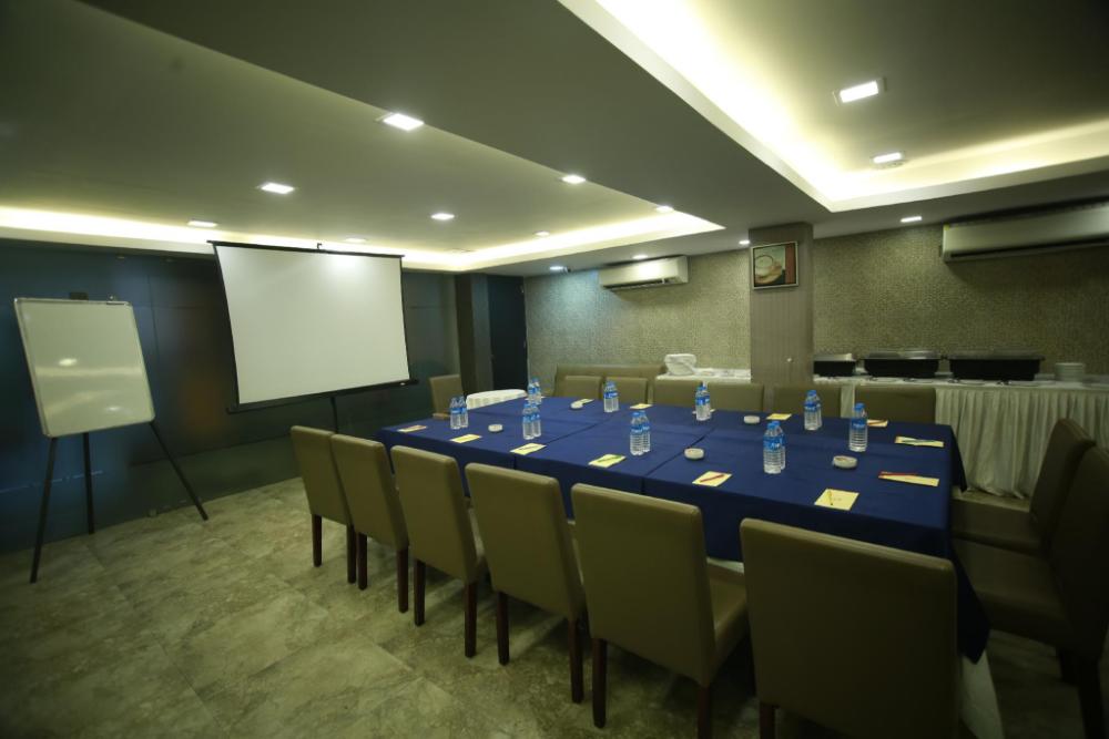 oyo 662 hotel comfotel